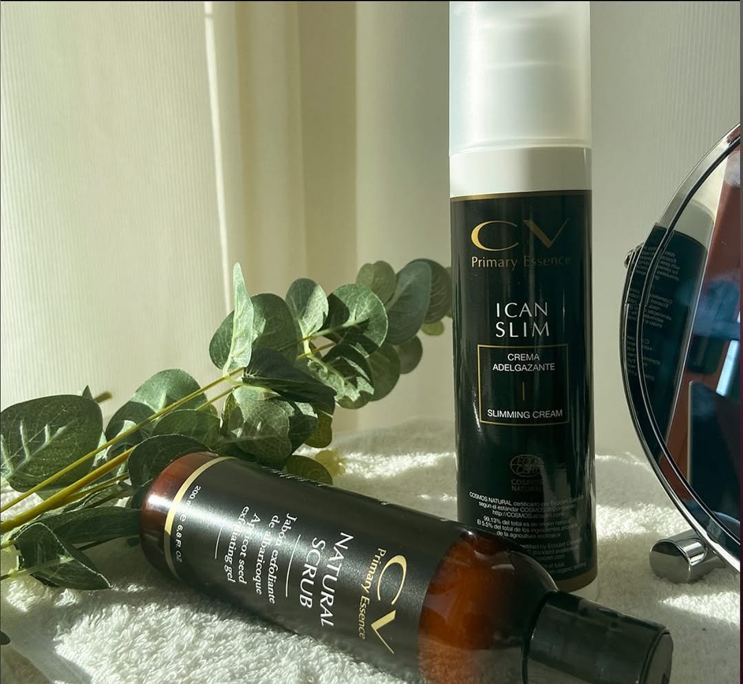 Está terminando el invierno y el frío ya nos ha dejado sus marcas, ha contribuido a la sequedad de la piel y a la acumulación de grasa y celulitis en zonas no deseadas.
🌺 Por eso, es el mejor momento para poner manos a la obra sobre nuestro cuerpo.

Además de los tratamientos de rehidratación y protección solar necesarios para la época que se avecina, hoy te ofrecemos unos consejitos muy útiles y fáciles de realizar que tu piel lo agradecerá muchísimo 😊

#naturalbeauty
#bellezanatural
#Cuidaturostro
#andorralover
#tuestetica
#nosencantacuidardeti
#siempremasbellas
#exfoliatucuerpo
#primavera
#cuidatupiel
#empiezalobueno
#cvcosmetics
#cv
