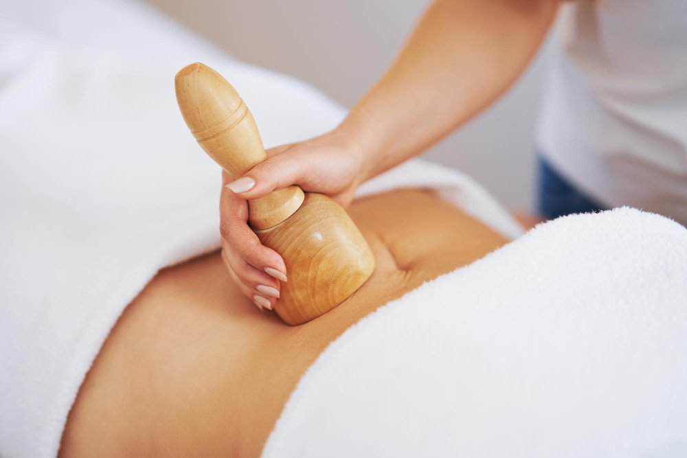 ✅ Algunos de los principales EFECTOS GENERALES DE LA RADIOFRECUENCIA son: Efecto antiinflamatorio. Acelera el proceso de recuperación. Mejora la movilidad de los tejidos. Acelera los procesos de cicatrización y reduce la fibrosis… . . . ☎️📞 llámanos para más información 624709/812666 📍C/Dr. vilanova 9, edifici Thaïs, primera planta ✅✅ consulta nuestros bonos y promociones. . #naturalbeauty #bellezanatural #Cuidaturostro #andorralover #tuestetica #nosencantacuidardeti #siempremasbellas #radiofrecuencia #radiofrecuenciafacial #radiofrecuenciacorporal #definitive