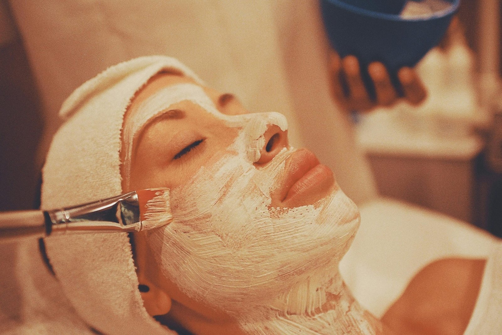 Nhorabuena @katiagillet, eres la ganadora de nuestro súper 💪🏽💪🏽sorteo de Diciembre, valorado en 250€. Muchísimas felicidades 🎉🍾🎊🎈 🎊🎊🎊🎊🎊🎊🎊🎊🎊🎊🎊🎊 Y a todas las demás seguir atentas a las redes que se viene un Enero lleno de sorpresas 🎈❤️ #naturalbeauty #bellezanatural #Cuidaturostro #andorralover #tuestetica #nosencantacuidardeti #siempremasbellas #sorteos #muchosregalos